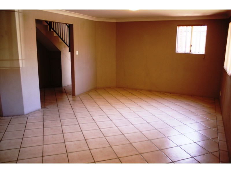 1/14 Kingston Avenue, Panania NSW 2213