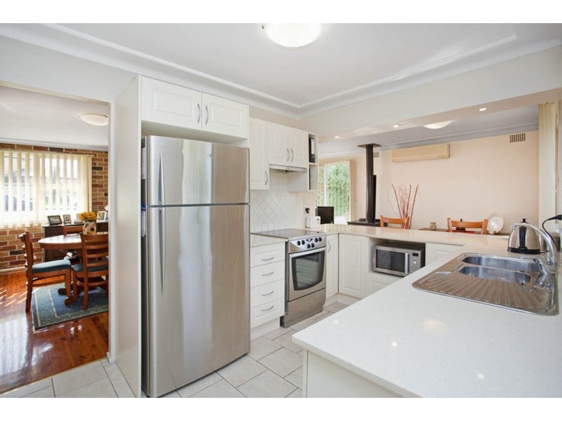 1 Elliott Street, Picnic Point NSW 2213