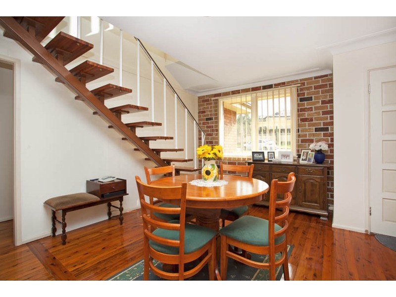 1 Elliott Street, Picnic Point NSW 2213