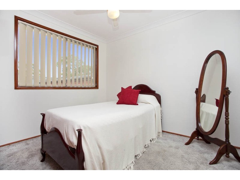 1 Elliott Street, Picnic Point NSW 2213