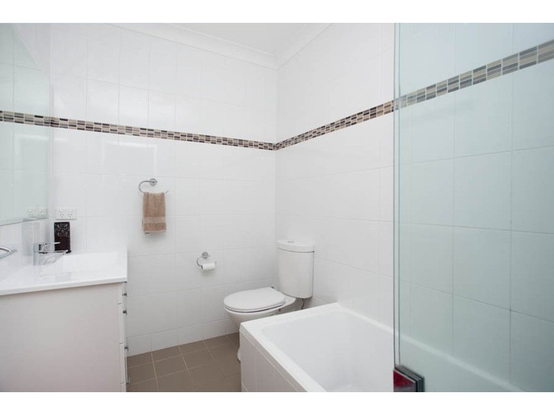 15 Kathleen Parade, Picnic Point NSW 2213