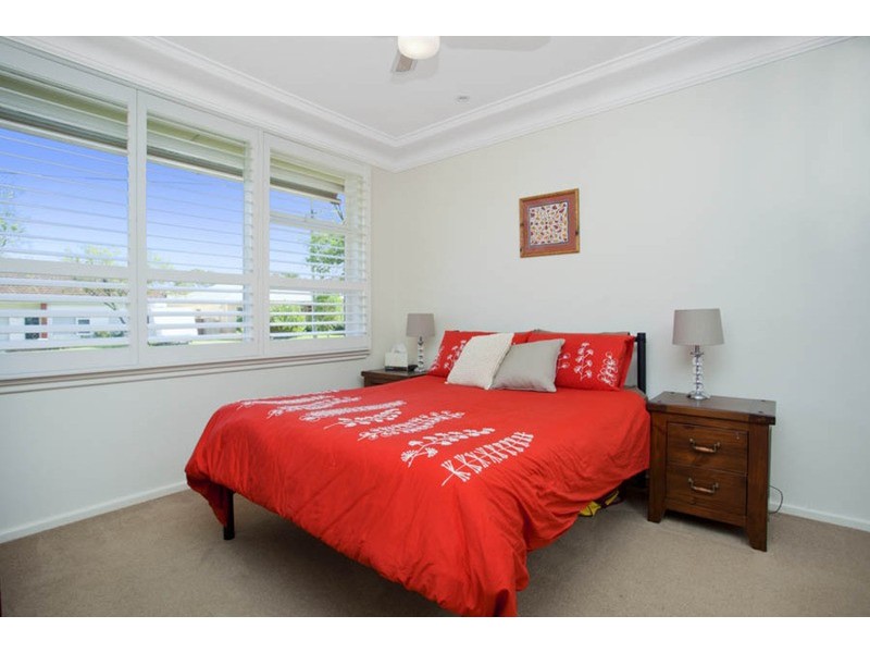 15 Kathleen Parade, Picnic Point NSW 2213