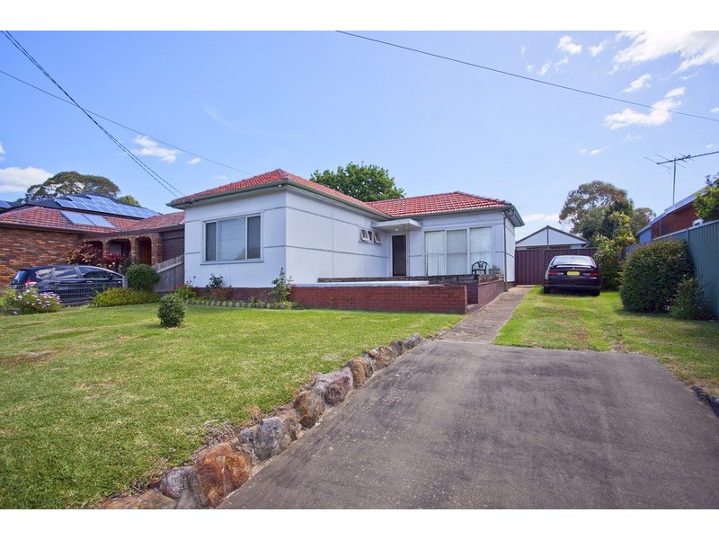140 Davies Road, Padstow NSW 2211