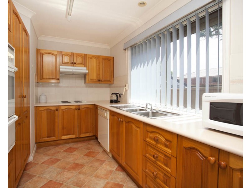 2/65 Chamberlain Road, Padstow NSW 2211