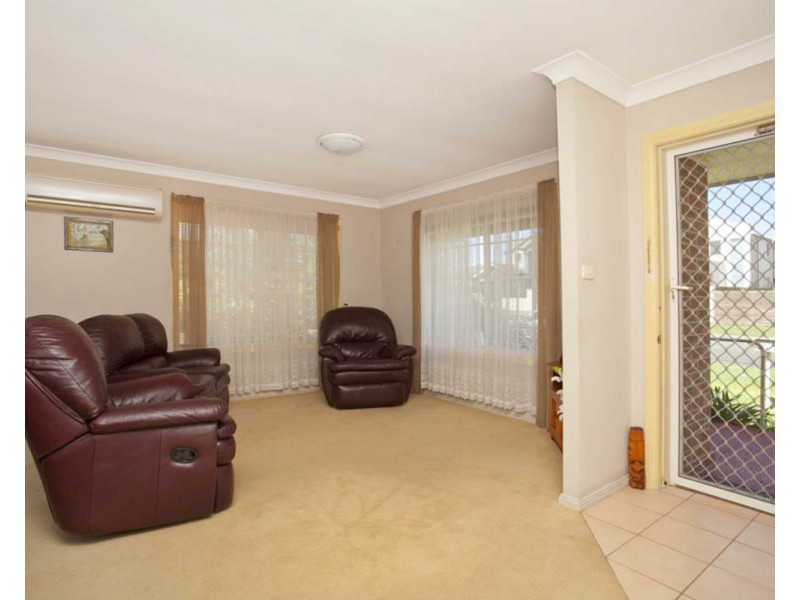 2/65 Chamberlain Road, Padstow NSW 2211