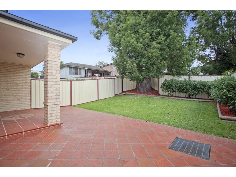 122 Davies Road, Padstow NSW 2211