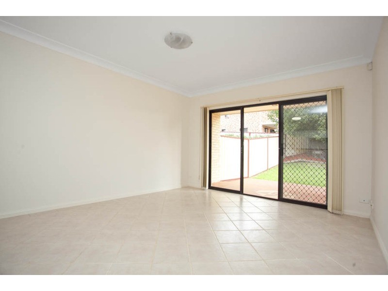 122 Davies Road, Padstow NSW 2211