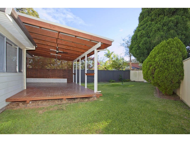 11 Denny Road, Picnic Point NSW 2213