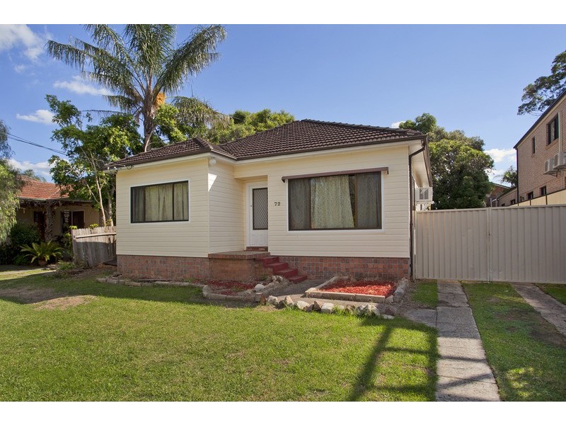 72 Vega Street, Revesby NSW 2212