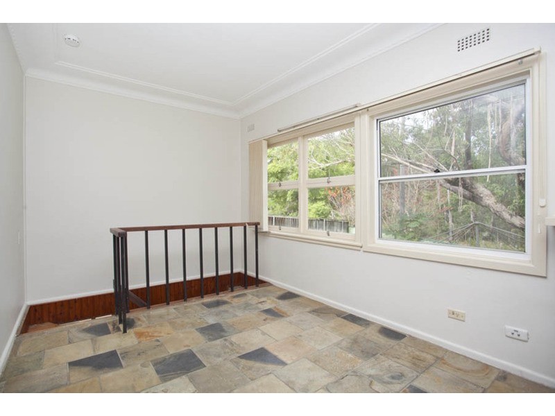 39 Doris Street, Picnic Point NSW 2213