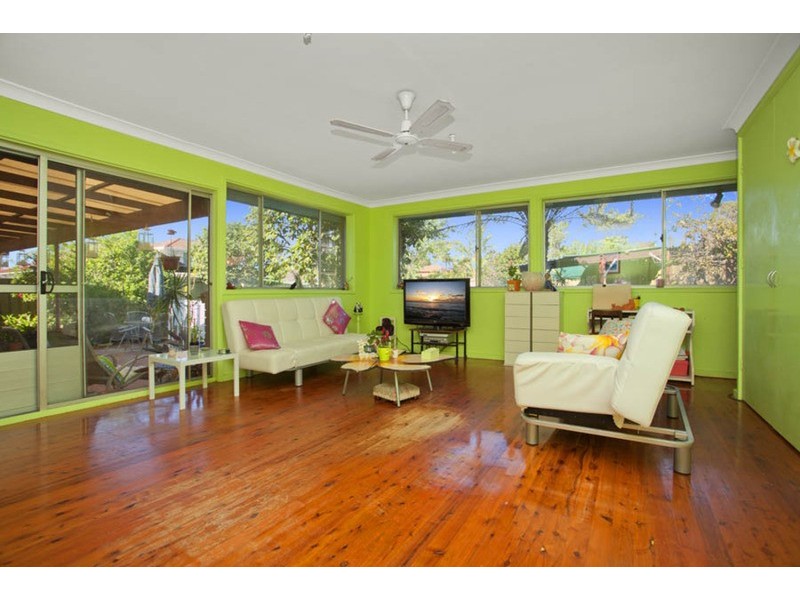 69 Apex Avenue, Picnic Point NSW 2213