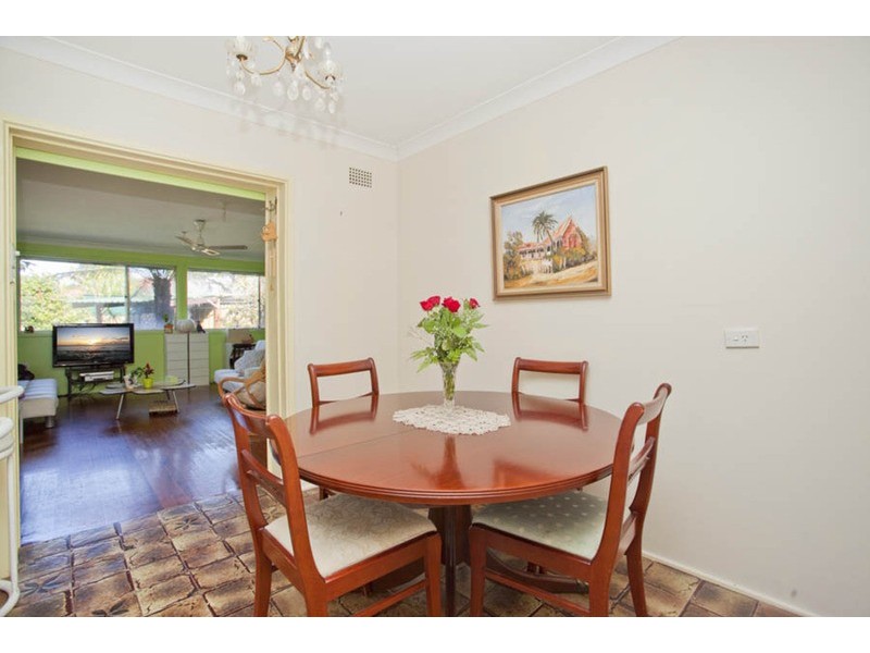 69 Apex Avenue, Picnic Point NSW 2213