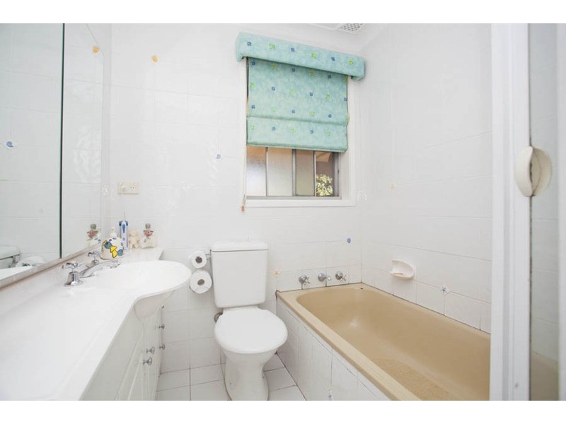 69 Apex Avenue, Picnic Point NSW 2213