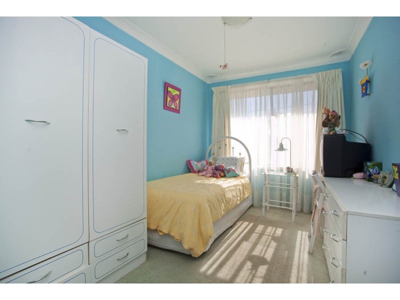 69 Apex Avenue, Picnic Point NSW 2213