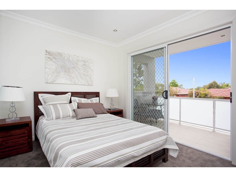 8A Parkview Avenue, Picnic Point NSW 2213