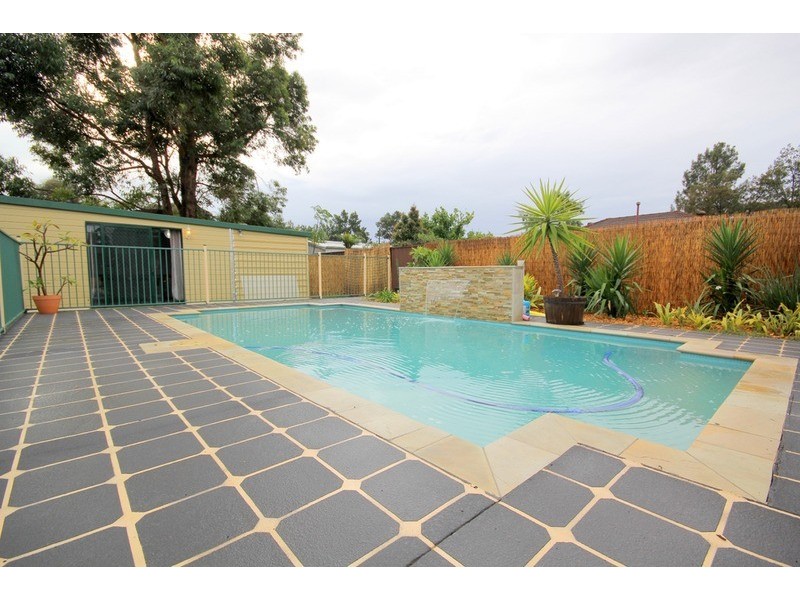 7 Wewak Road, Holsworthy NSW 2173