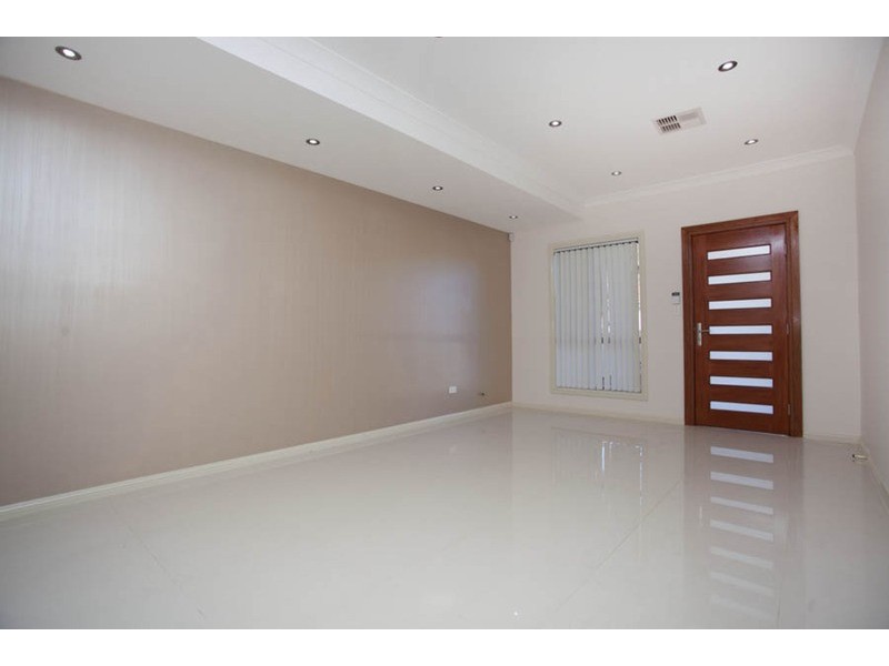 3 & 4/19 Alice Street, Padstow NSW 2211