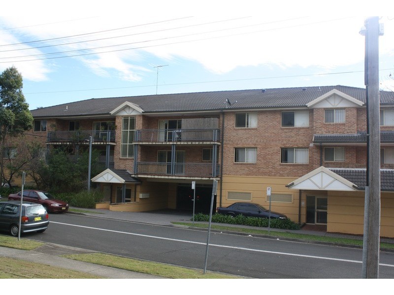 6/49 Maclaurin Avenue, East Hills NSW 2213