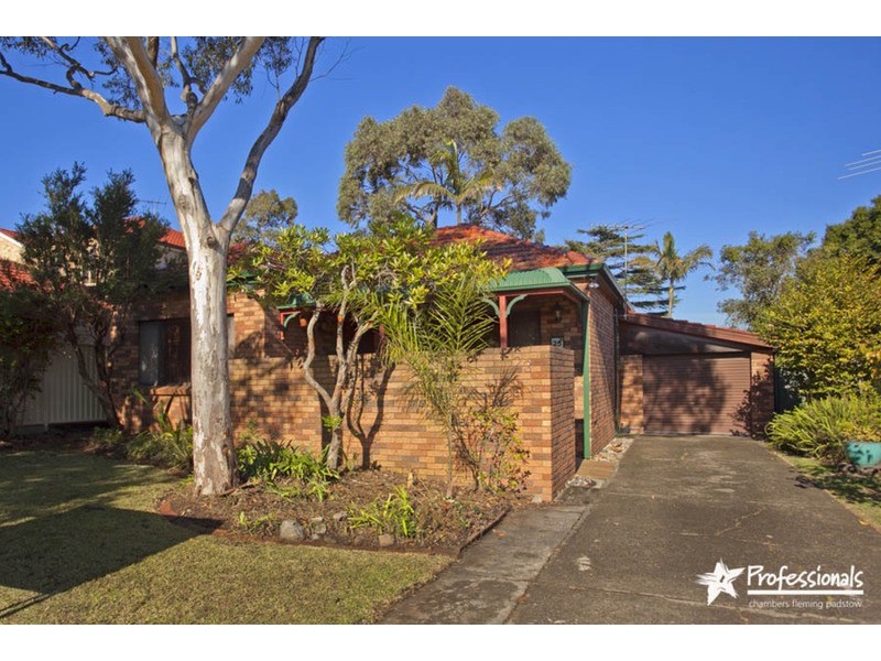 23 Donald Street, Picnic Point NSW 2213