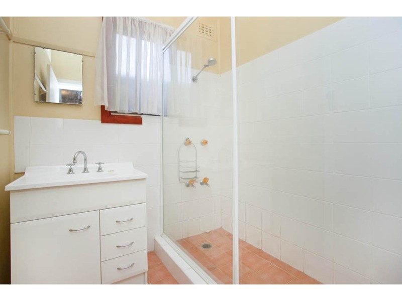 27 Rowland Street, Revesby NSW 2212