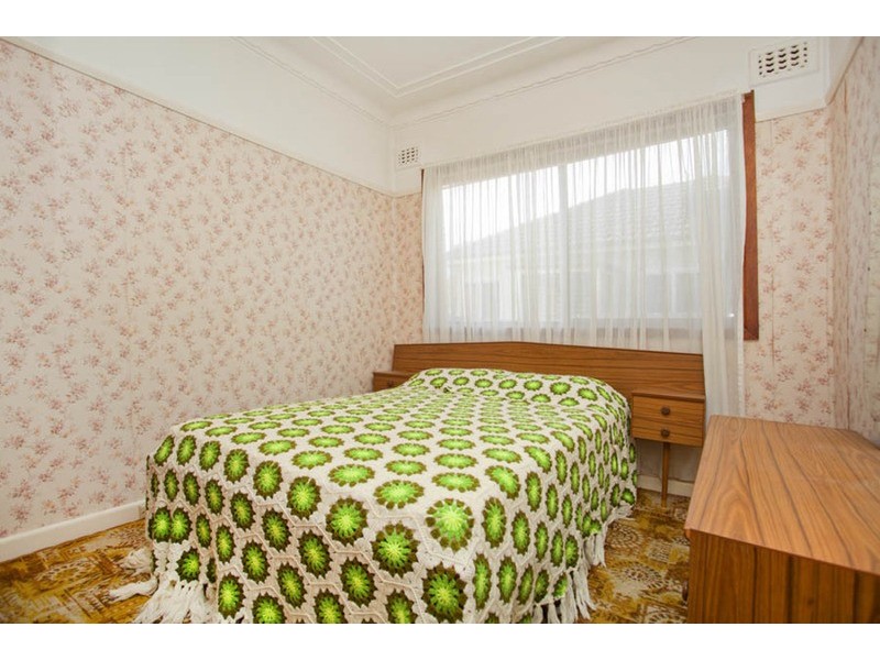 27 Rowland Street, Revesby NSW 2212