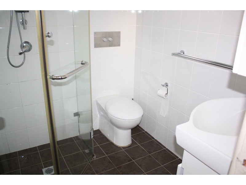 6 Wilberforce Road, Revesby NSW 2212