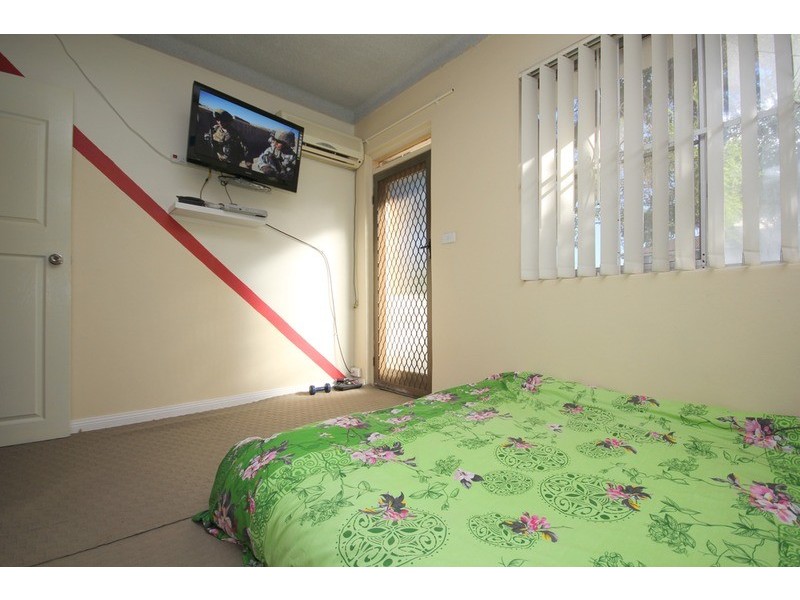 1/104 Victoria Road, Punchbowl NSW 2196