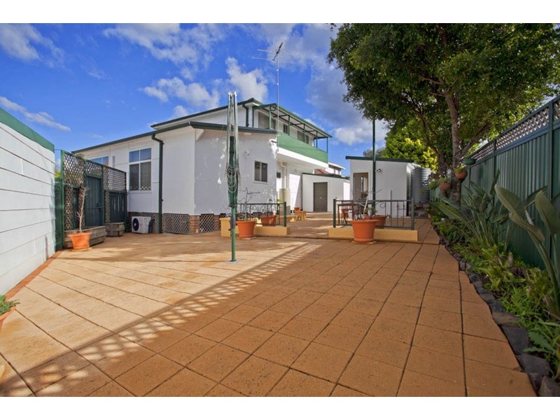 16 Hendy Avenue, Panania NSW 2213