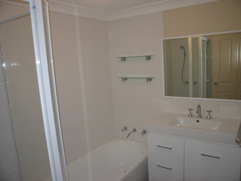 13/29-33 De Witt Street, Bankstown NSW 2200