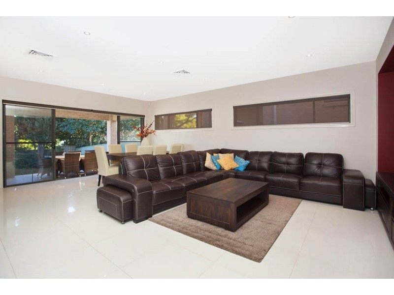 16 McGirr Street, Padstow NSW 2211