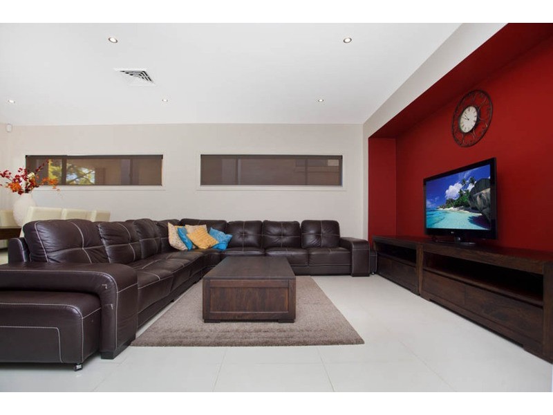 16 McGirr Street, Padstow NSW 2211