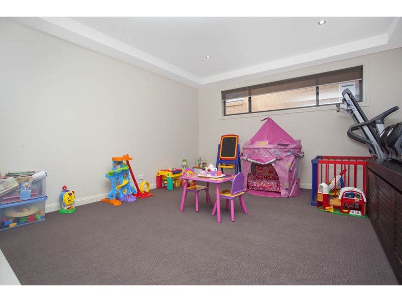 16 McGirr Street, Padstow NSW 2211