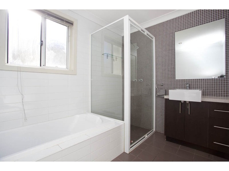 17 Valmay Avenue, Picnic Point NSW 2213