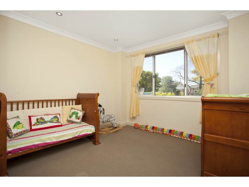 17 Valmay Avenue, Picnic Point NSW 2213