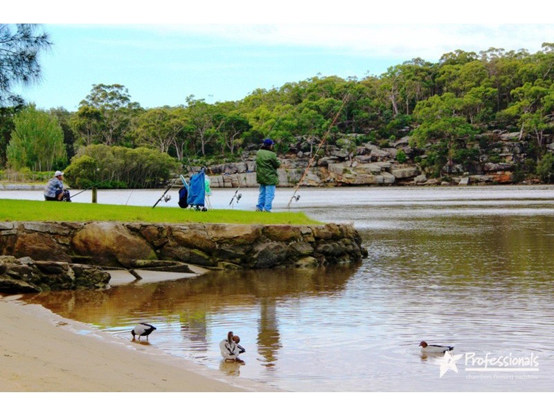17 Valmay Avenue, Picnic Point NSW 2213