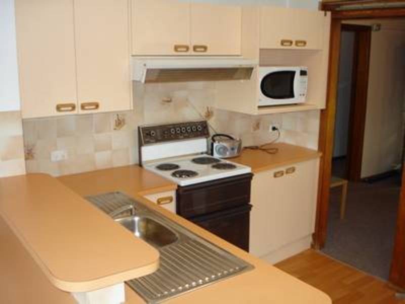 15 lehn Road, East Hills NSW 2213