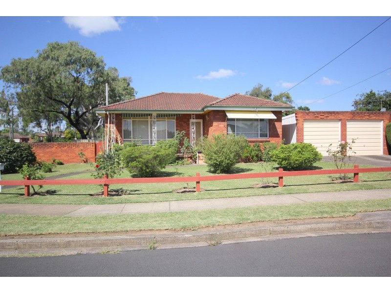 18 Greenway Parade, Revesby NSW 2212