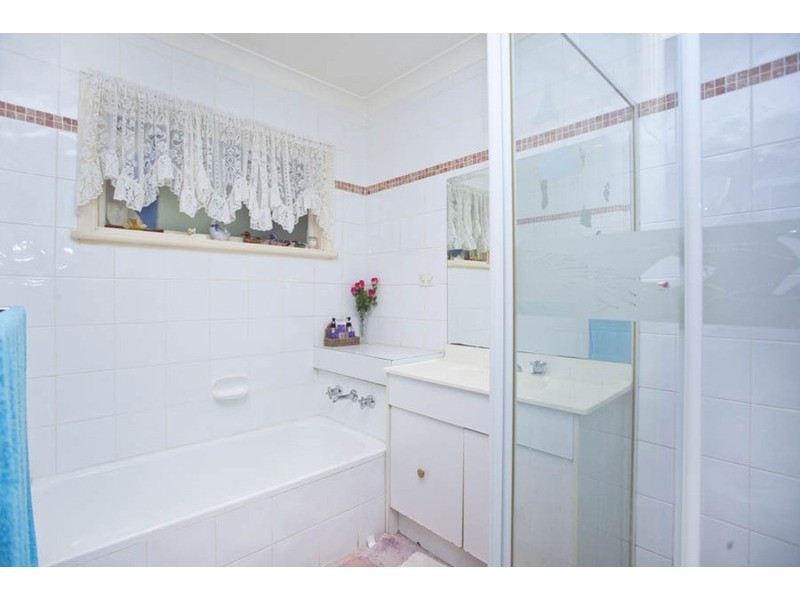 2 Armentieres Avenue, Milperra NSW 2214
