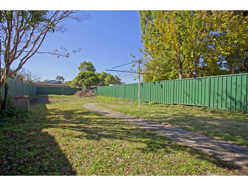 64 Beauchamp Street, Wiley Park NSW 2195