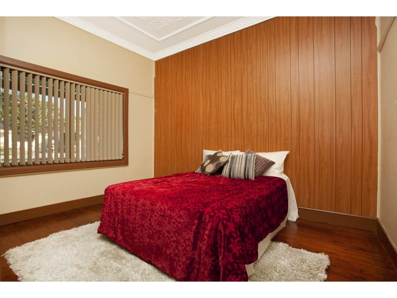 64 Beauchamp Street, Wiley Park NSW 2195