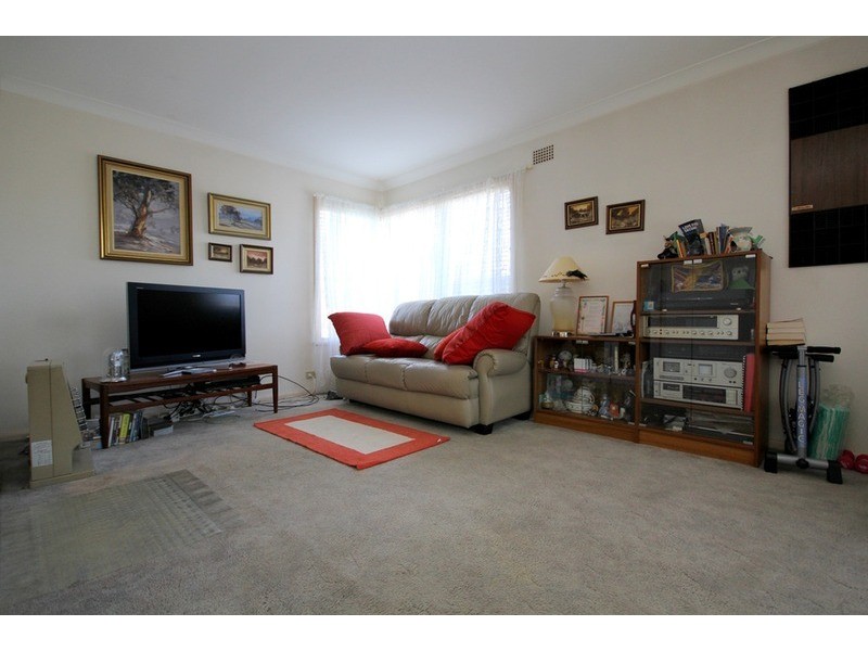 18 Somme Crescent, Milperra NSW 2214