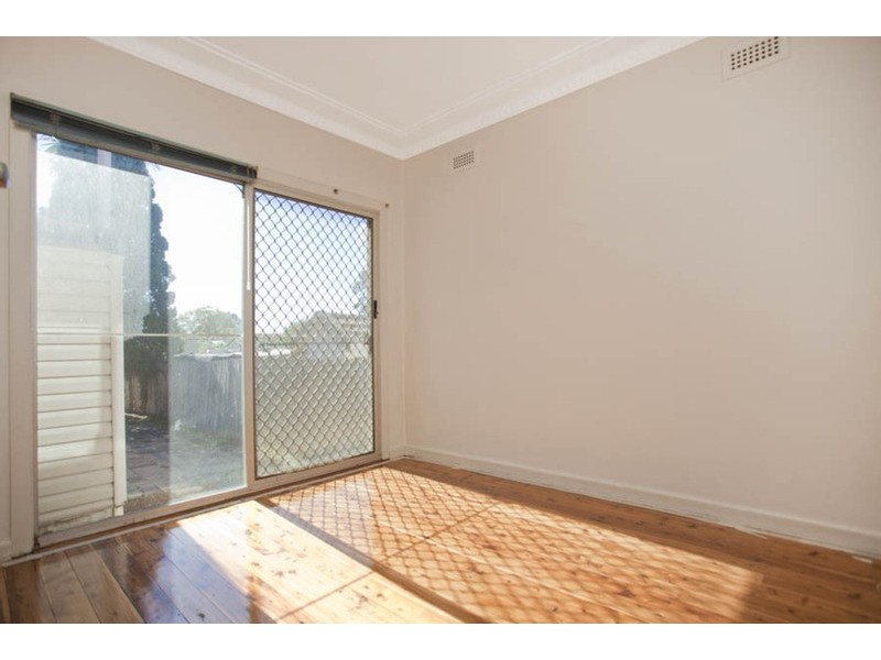 4 Banks Street, Padstow NSW 2211