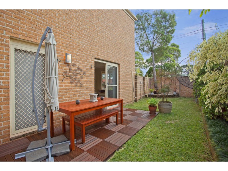1/22 Monie Avenue, East Hills NSW 2213