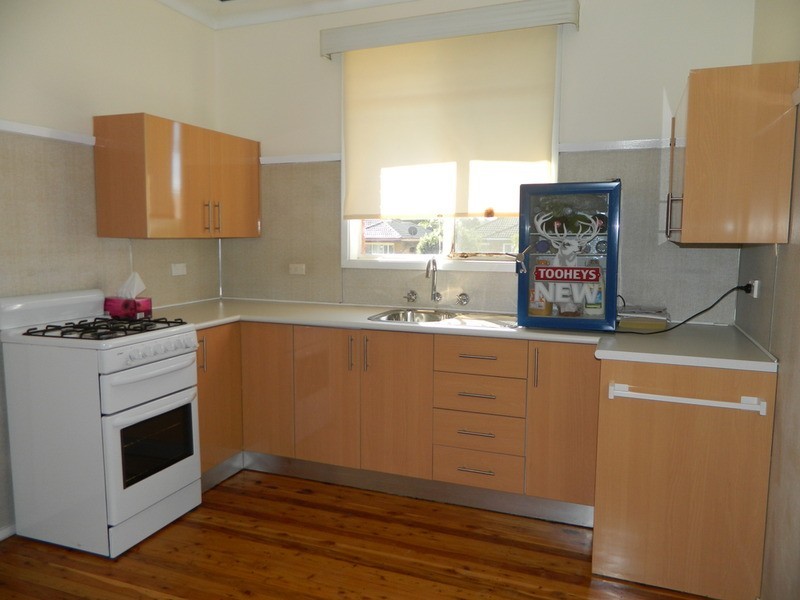 18 Greenway Parade, Revesby NSW 2212