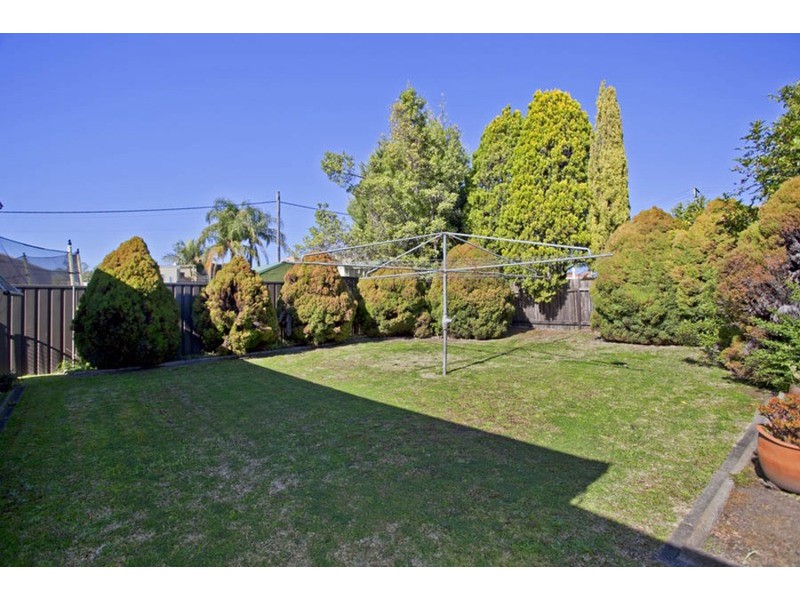 27 Edinburgh Drive, Revesby Heights NSW 2212