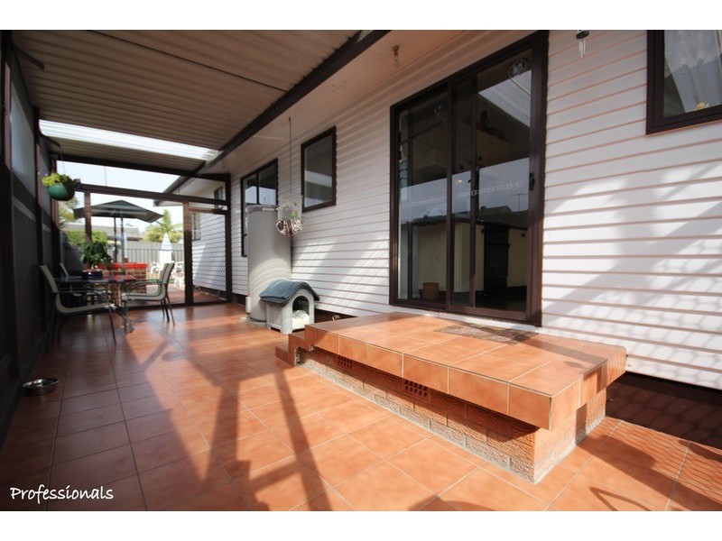 4 Bapaume Place, Milperra NSW 2214