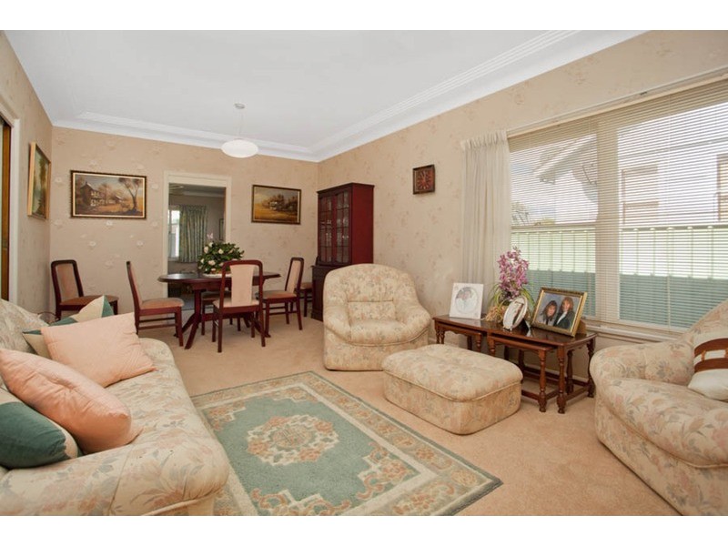 10  Bell  Street, Riverwood NSW 2210