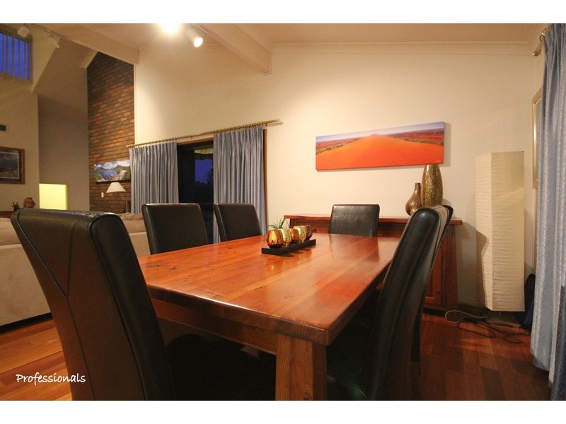 4 Nambucca Place, Padstow Heights NSW 2211