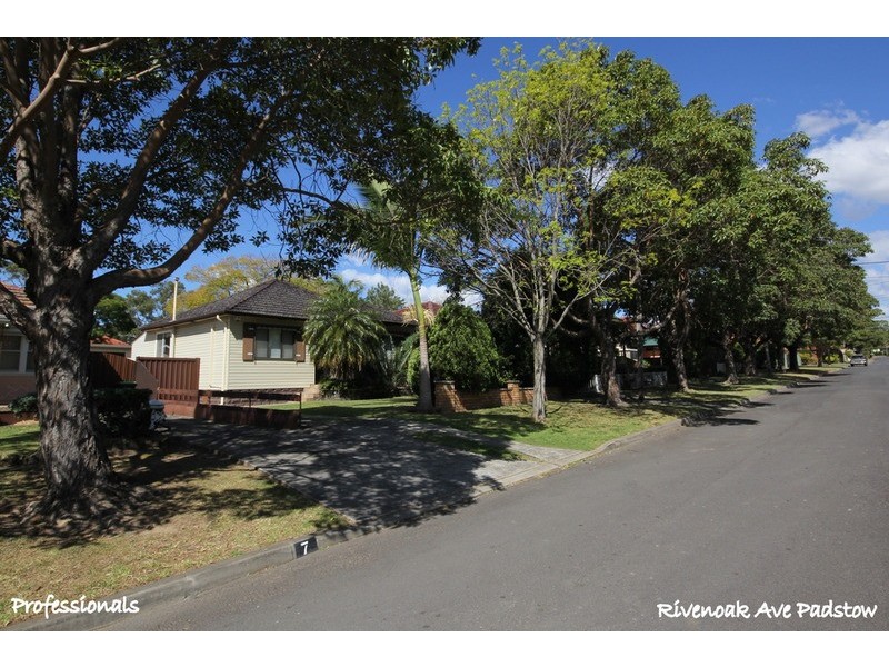 9 Rivenoak Avenue, Padstow NSW 2211