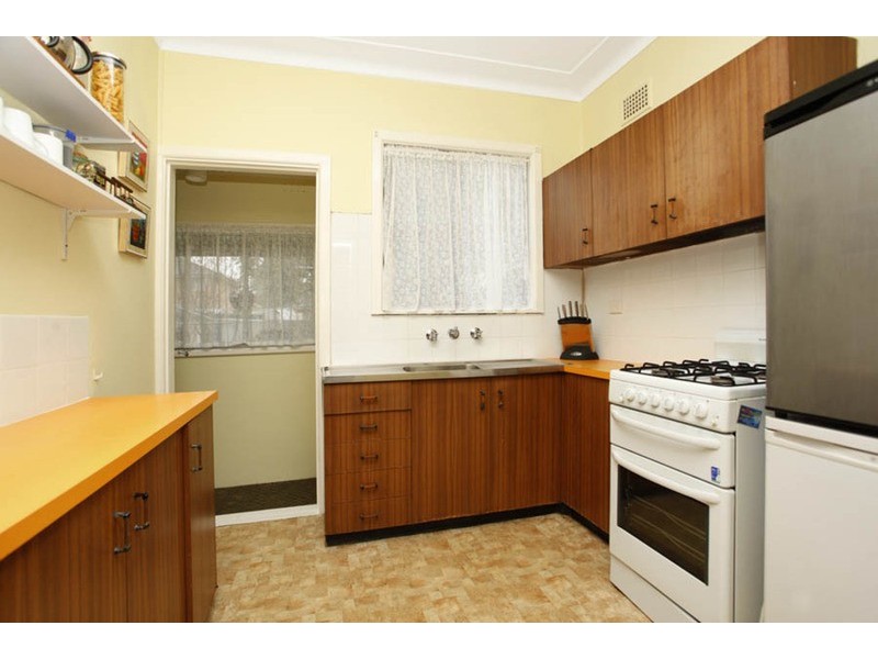 77 McGirr Street, Padstow NSW 2211